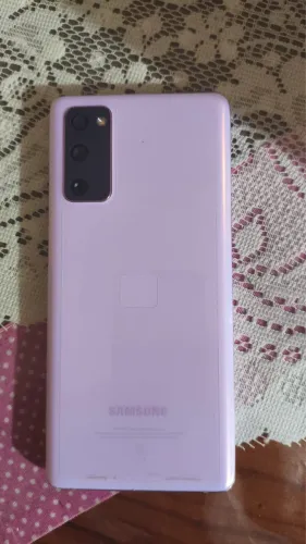 Vendo s20 de 128gb pegando tudo normal
