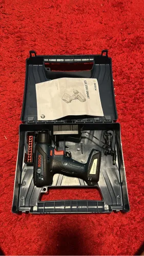 Parafusadeira e furadeira Bosch