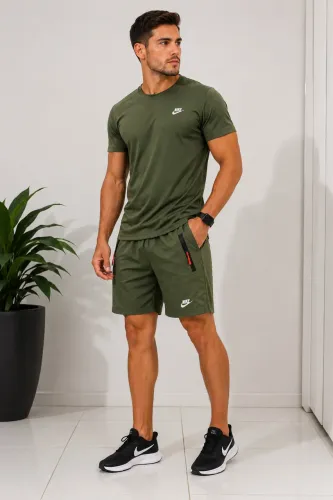 Conjunto Esportivo Masculino Nike Tecido Leve Respirável Bolso com Zíper GG e XG