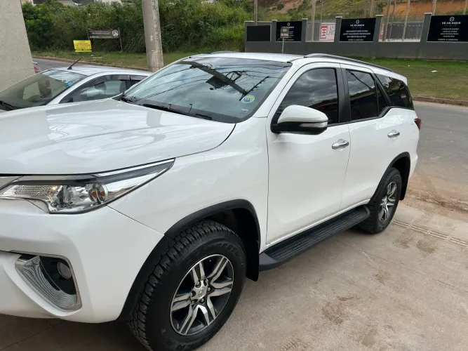 Toyota Hilux SW4 SRV 4X2 2.7 Flex 16V Aut. 2019