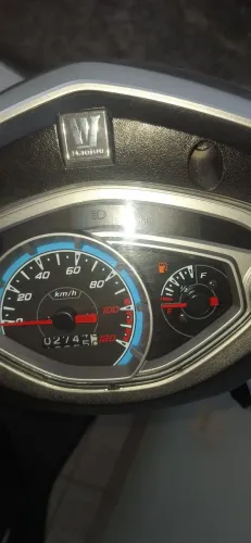 Moto muito Nova