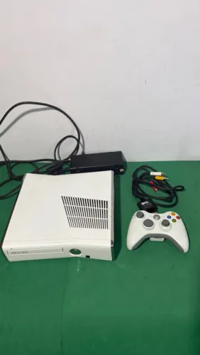 Console xbox 360 slim RGH branco