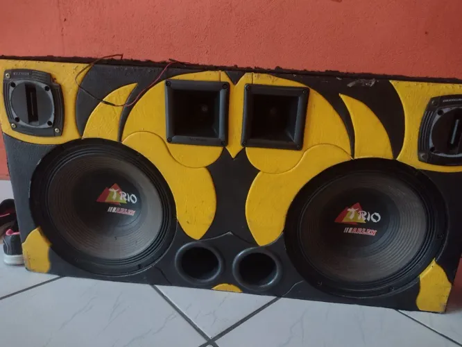 CAIXA DE SOM DE CARRO