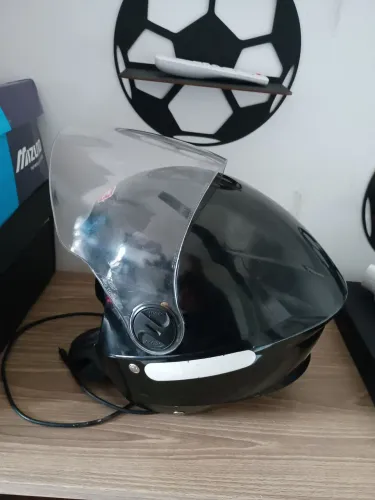 Capacete