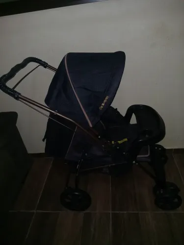 Carrinho de bebê galzerano ótimo estado entrego apenas em itapetininga-sp entrega 
