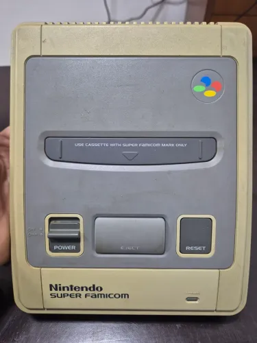 Super Famicom Japonês + Controle, Fonte e AV Originais Nintendo