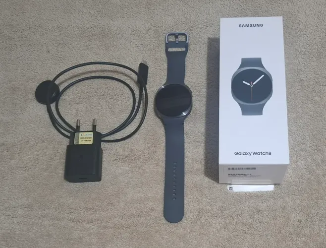 Smartwatch Samsung Galaxy Watch8 LTE de 44mm com Galaxy AI, Grafite