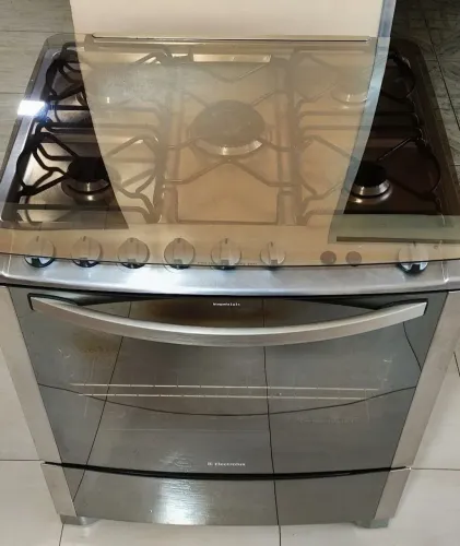 Fogão Electrolux Espelhado - 5 Bocas, Tripla Chamas, Dourador e Mesa Inox