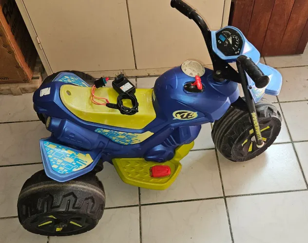 Carrinho moto elétrica