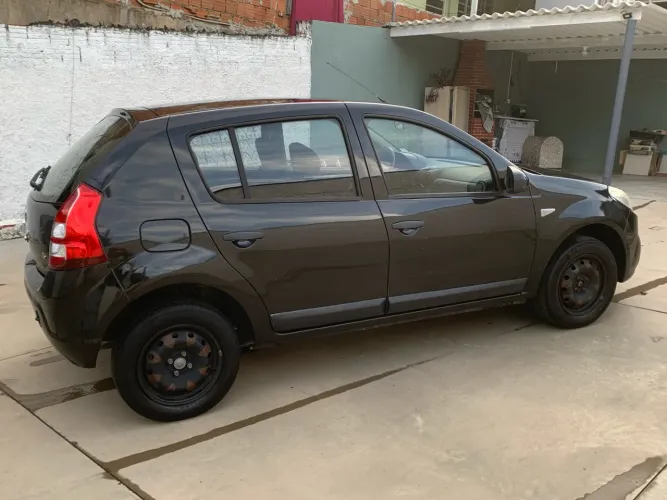 Renault Sandero Expression Hi-flex 1.6 8V 5P 2013