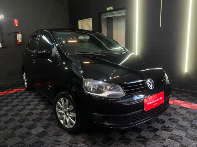 Volkswagen Fox 1.0 MI Total Flex 8V 5P 2011
