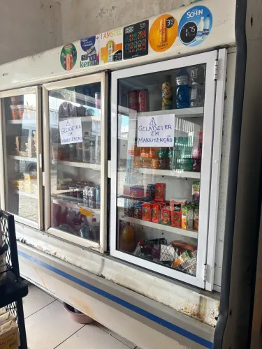 FREEZER VERTICAL PARA REPARO