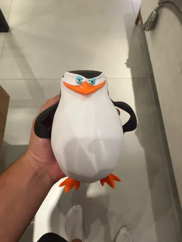 Pinguim do Madagascar 3d