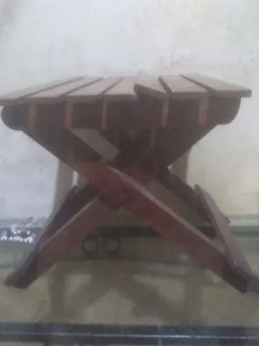 Banquinho Dobrável de Madeira Maciça