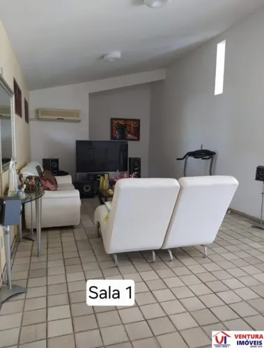Casa à Venda em Fragoso