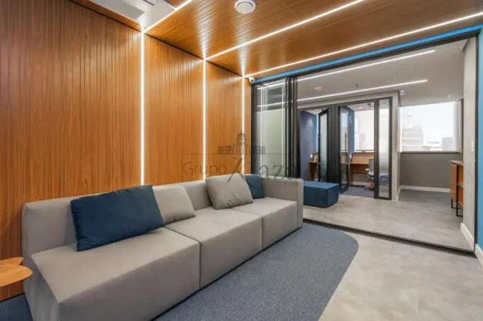 Laje Comercial Duplex Mobiliado - Vila Olímpia - 520m².