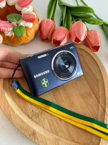 Camera samsung st2014f edição especial copa do mundo