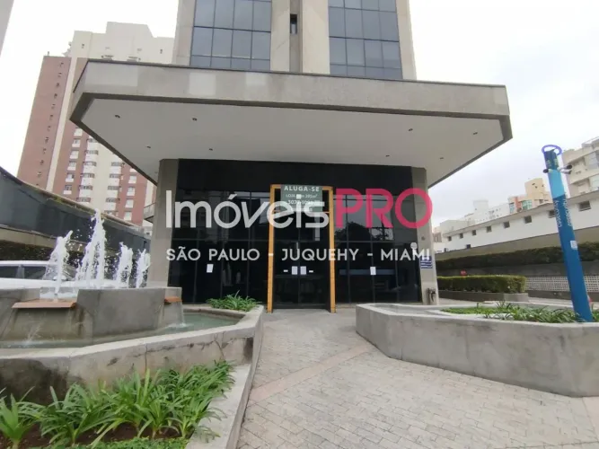 Ponto comercial no Itaim com 294m²