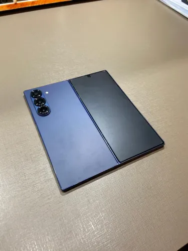 SAMSUNG GALAXY Z FOLD6