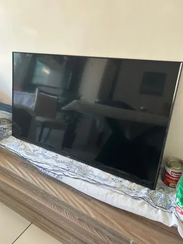 TV SAMSUNG 48" - com defeito