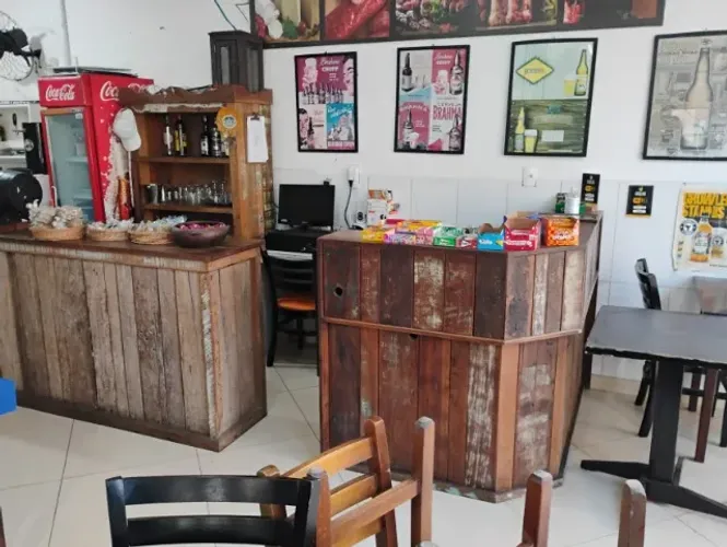 Restaurante Tradicional a 200 metros da Praia em Balneário Piçarras/SC.
