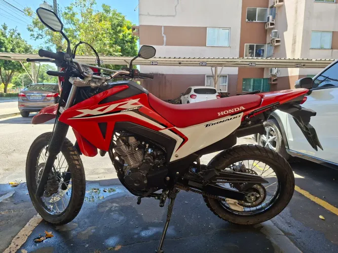 XR300 TORNADO. 