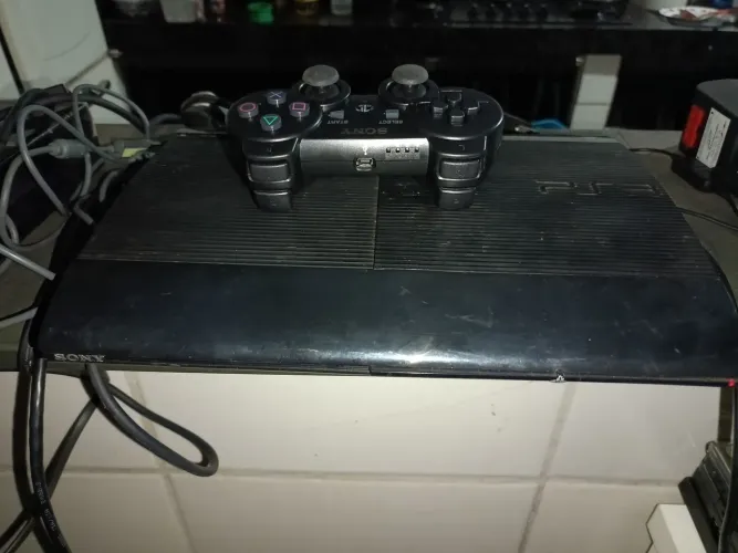 PS3 Super Slim 250gb desbloqueado