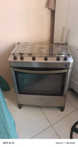 Vende se um fogao
