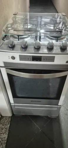 Vendo fogão 4 bocas brastemp modelo BF750BBUNA50 SUPER CONSERVADO