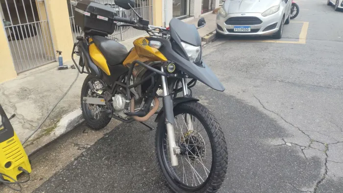 XRE 300