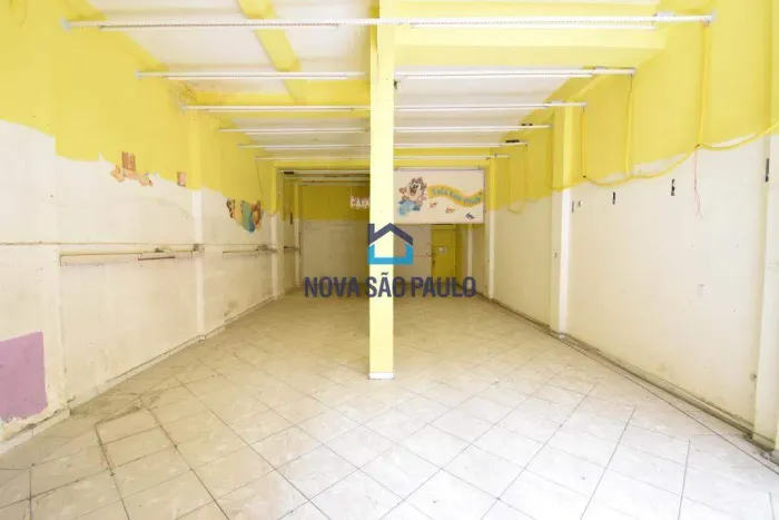 Loja no Ipiranga, próximo ao Metro Sacomã