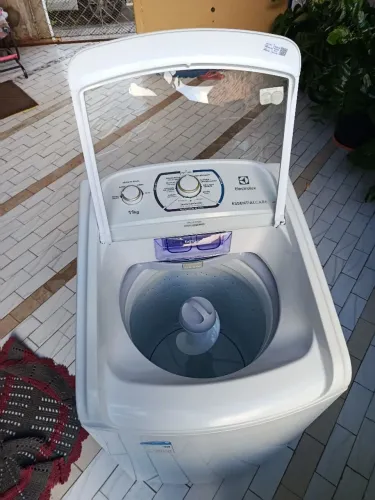 MÁQUINA DE LAVAR ELETROLUX 11KG