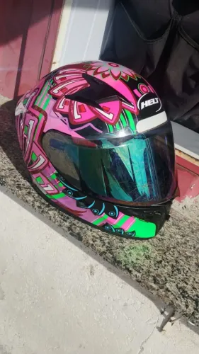 Capacete