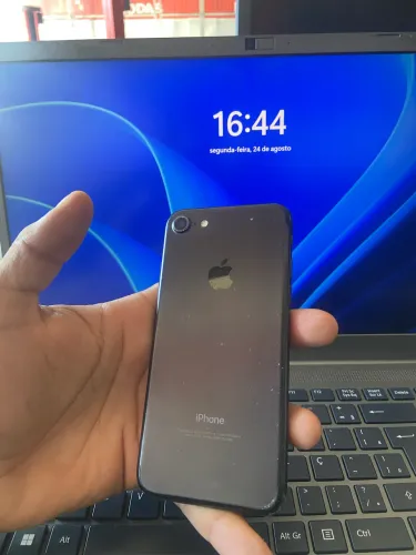 IPHONE 7