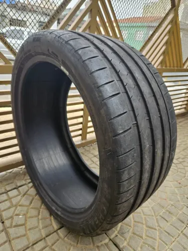 Pneu aro 21 275/35R21 - 275/35/21 Michelin pilot sport 4 103Y - mais de meia vida