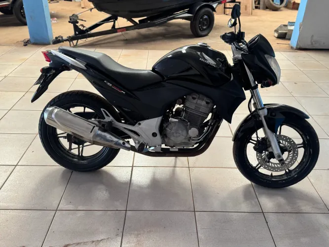 Cb300