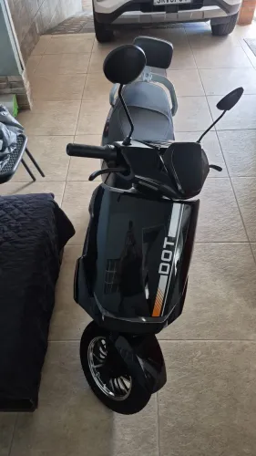 Scooter DOT praticamente sem uso