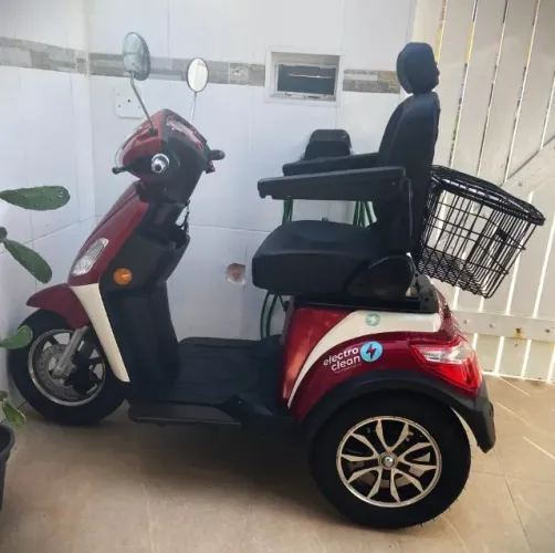 Triciclo Elétrico