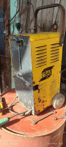 Máquina de solda 256 amperes