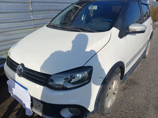 Volkswagen Crossfox 1.6 MI Total Flex 8V 5P 2014