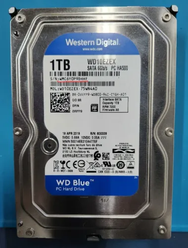 HD WESTERN DIGITAL de 1 TB de 3,5". "STATUS SAUDÁVEL" Armazene jogos e arquivos.