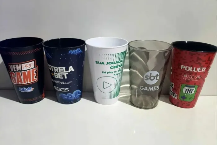 7 Copos Colecionáveis de Games, Brasil Game Show, Filme e outros + Brinde