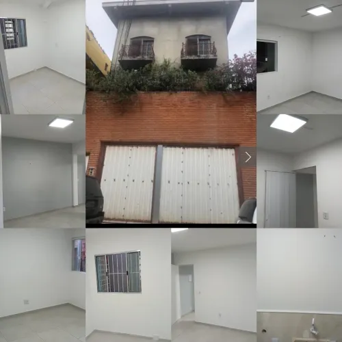 Casa com 2 dormitórios, sala , cinzinha banheiro, areia de serviço.