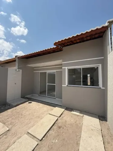 Casa Nova em Itaitinga | 2 Quartos | V805