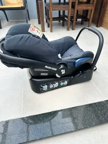 Maxi Cosi Bebê conforto Citi com base