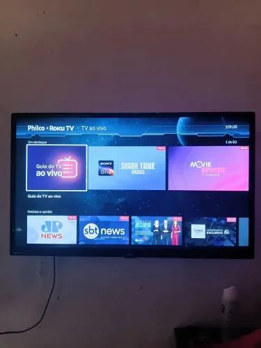Tv philco roku novinha em perfeito estado