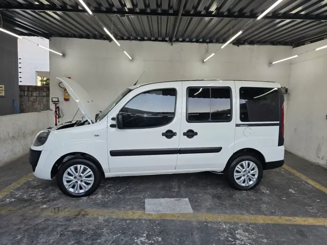 Fiat Doblo Essence 1.8 Flex 16V 5P 2021