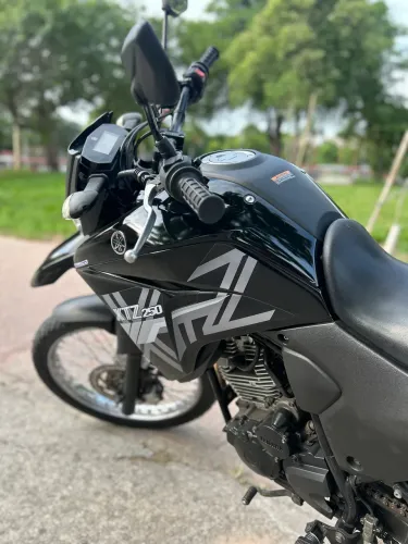Lander XTZ 250