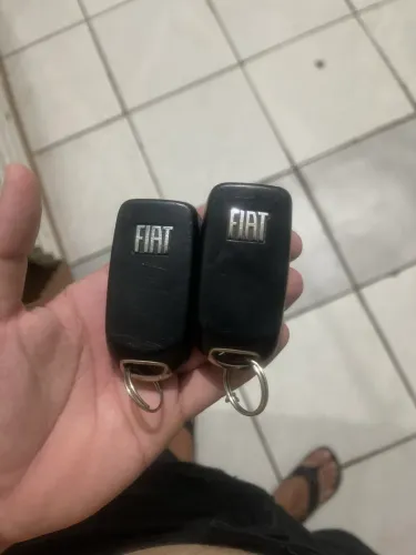 Chave. canivete Fiat Argo 2023 originais 100 reais cada 