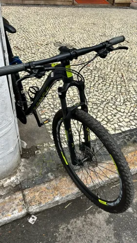 Bicicleta aro 29 27 marchas- tudo shimano - freio hidráulico